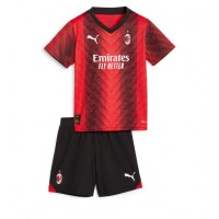 Dětský fotbalový dres AC Milan 2023-24 Domácí Krátký Rukáv (+ trenýrky)